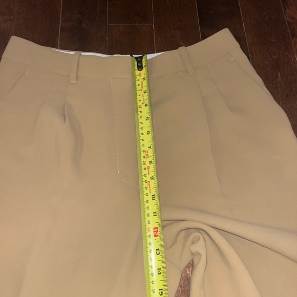Wilfred Effortless Pants from Aritzia in a beautiful camel/tan shade. Size 12
. - Picture 8 of 11